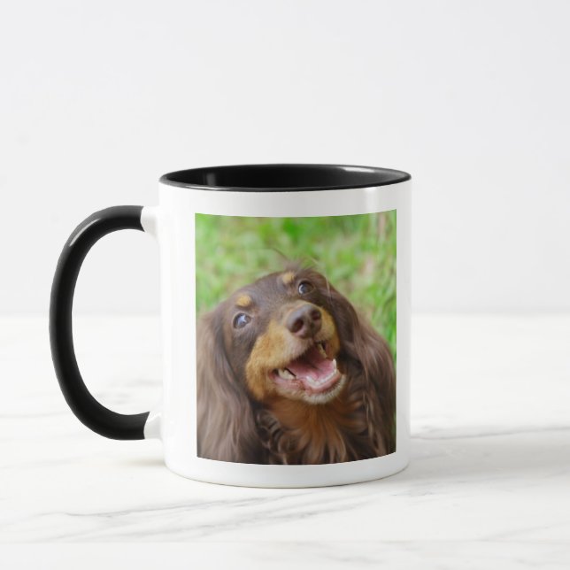Mug Plan rapproché d'un chien de teckel (Gauche)