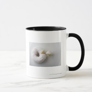 Mug Plan rapproché d'un gâteau