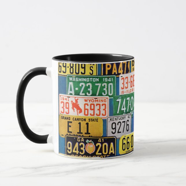 Mug Plaques de licence par H. Wilson Smith (Gauche)