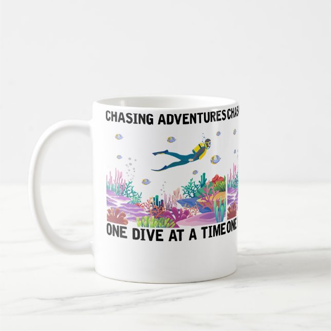 Mug Plongée en apnée à la poursuite d'aventures une pl (Gauche)