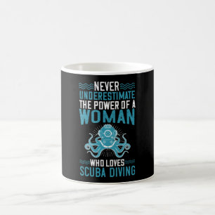 Mug Plongée - Ne jamais sous-estimer la femme de plong