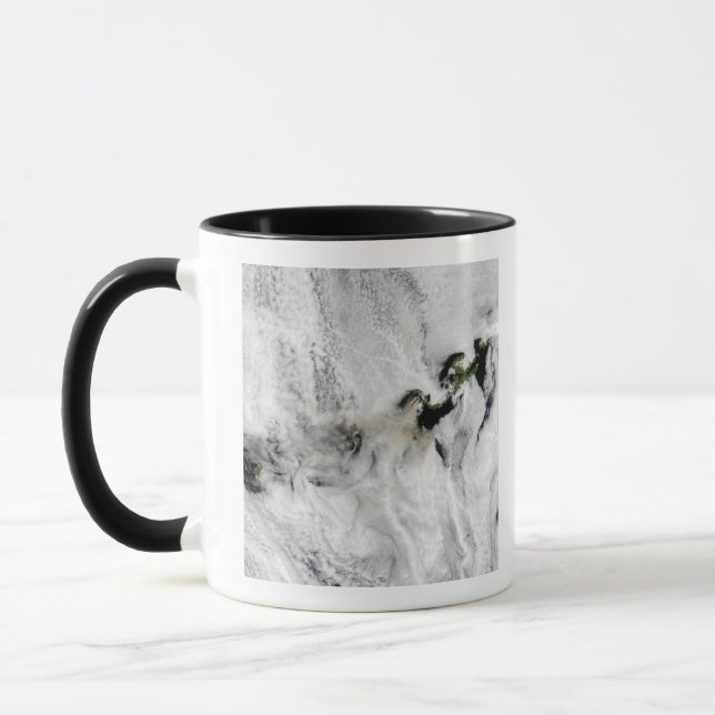 Mug Plume du volcan Okmok, îles Aléoutiennes 2 (Gauche)