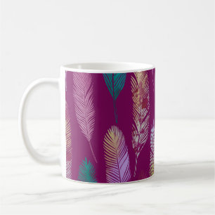 Mug Plumes colorées : motif arrière - plan violet.
