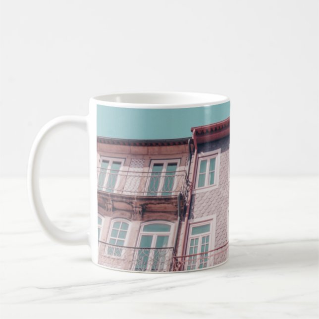 MUG PLUSIEURS MAISONS ROSES AVEC FENÊTRES EN VERRE (Gauche)