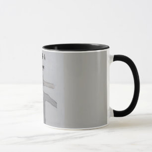 Mug Poinçonnez un juge
