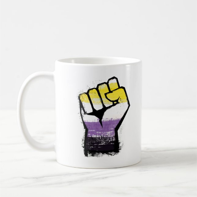 Mug Poing de la fierté non binaire de protestation (Gauche)