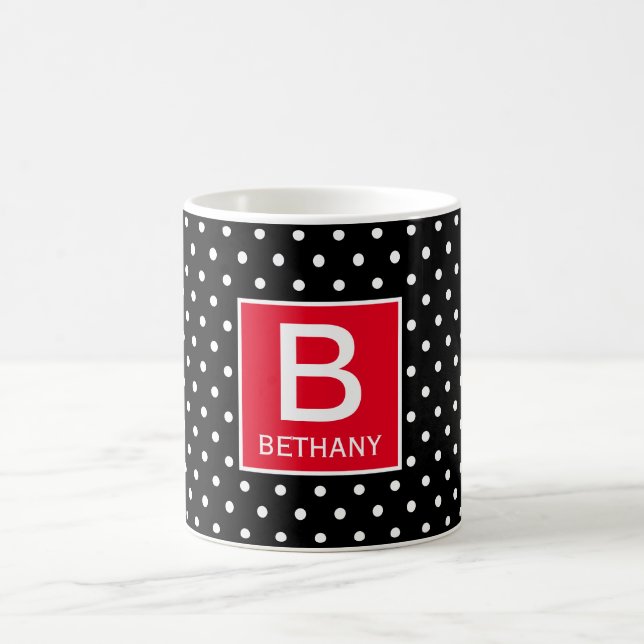 Mug Point de polka de monogramme rouge et noir (ou cou (Centre)