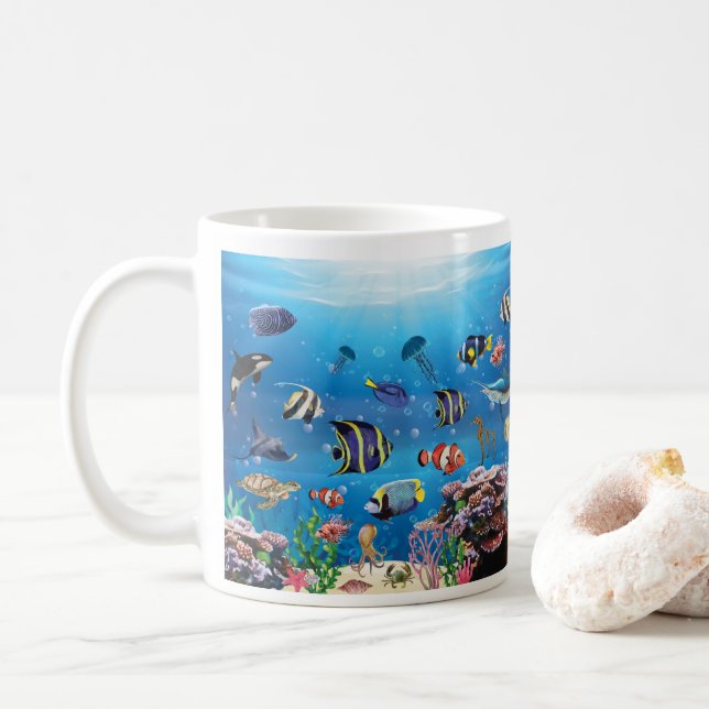 Mug Poissons tropicaux nageant Fond (Avec donut)