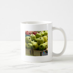 Mug Pommes et fraises au marché des agriculteurs