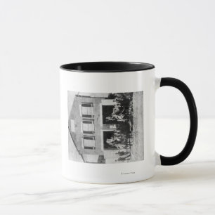 Mug Pompiers avec équipement devant Firehouse