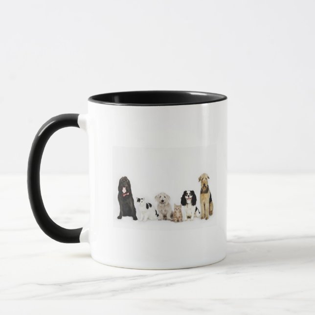 Mug Portrait des chats et des chiens se reposant (Gauche)