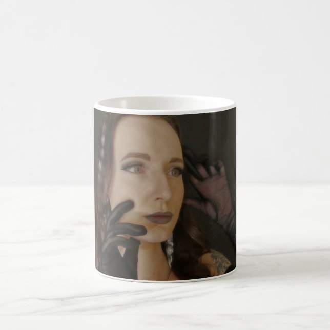 Mug Portrait d'une jeune fille (Centre)