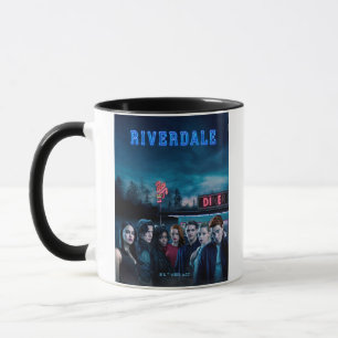 Mug Poster de Riverdale Outside Pop's Diner