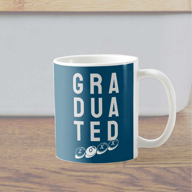 Mug Pour les nouveaux diplômés. Diplômé (Créateur téléchargé)