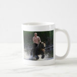 Mug Poutine monte un ours !<br><div class="desc">En Russie soviétique,  OURS de tour de Poutine !</div>