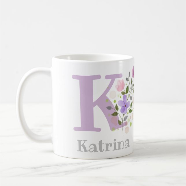 Mug Premier nom initial plus Katrina avec fleurs (Gauche)
