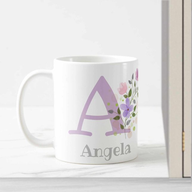 Mug Première initiale plus le nom Angela avec des fleu (Créateur téléchargé)