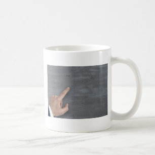 Mug Présentation manuelle du concept sur le modèle d'e