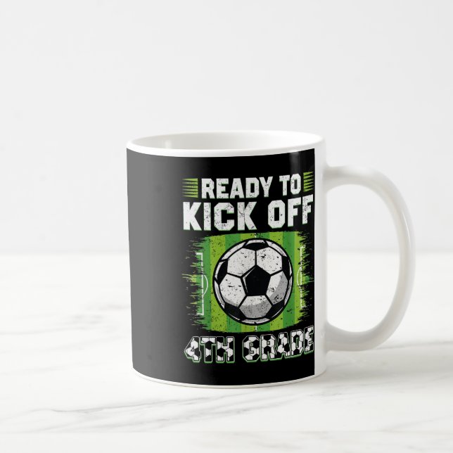 Mug Prêt à donner le coup d'envoi du soccer de 4e anné (Droite)