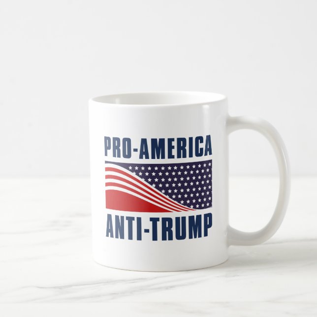 Mug Pro-America Anti-Trump (Droite)