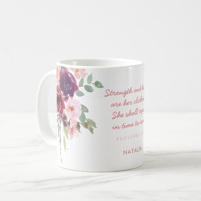 Mug Proverbes de force et d'honneur 31 fleurs rose et  (Devant gauche)