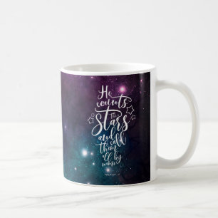 Mug Psaume 147:4 Il compte la Bible des Étoiles