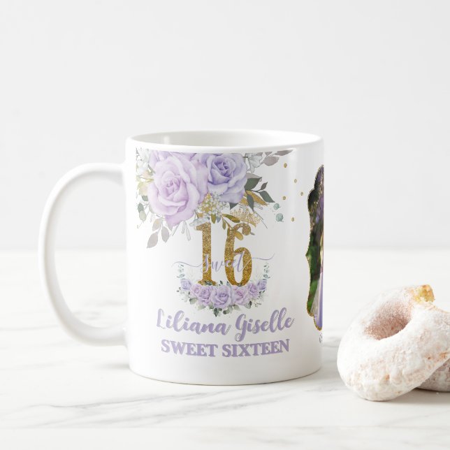 Mug Purple Lilac Floral Memento Sweet Sixteen 16 Photo (Avec donut)