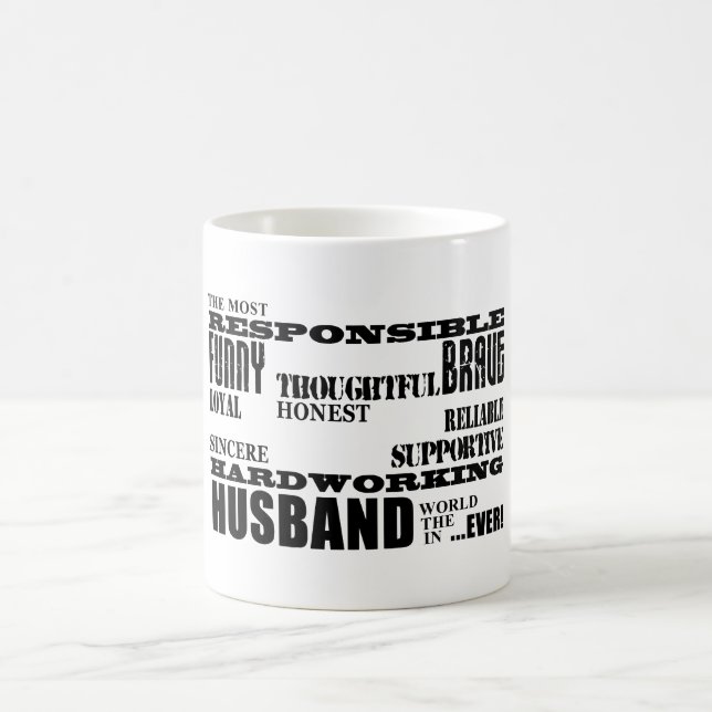 Mug Qualités d'anniversaires d'anniversaires de (Centre)