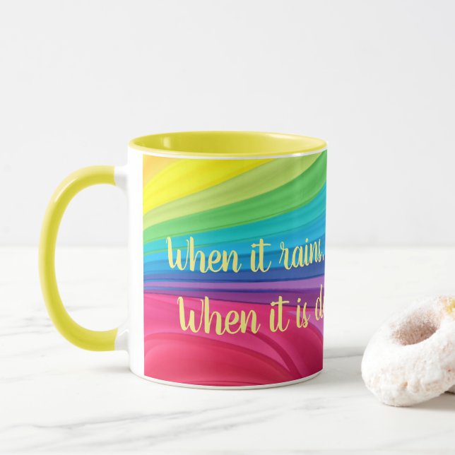Mug Quand Il Pleut Chercher Rainbows Ajouter Un Nom Ca (Avec donut)