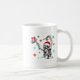 Mug Quand vous êtes mort à l'intérieur mais c'est Noël