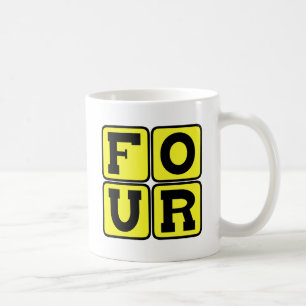 Mug QUATRE Le design carré du nombre Drôle Age Années