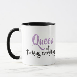 Mug Queen of f*cking tout ! Noir et pourpre