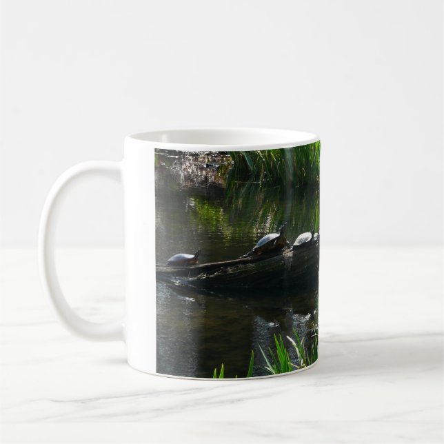 Mug Rangée de tortues photo de la nature verte (Gauche)