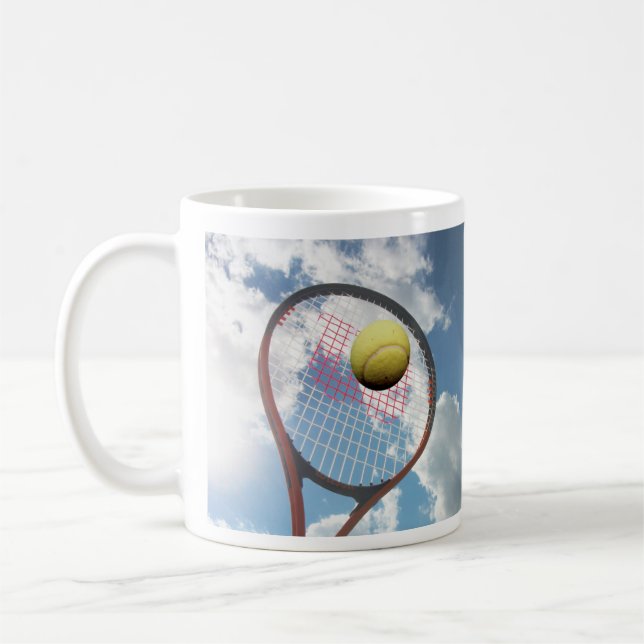 Mug Raquette de tennis et boule en l'air, Ciel bleu nu (Gauche)