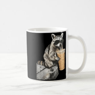 Mug Raton laveur drôle buvant du café glacé mème anima