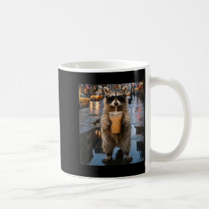 Mug Raton laveur drôle buvant du café glacé mème anima