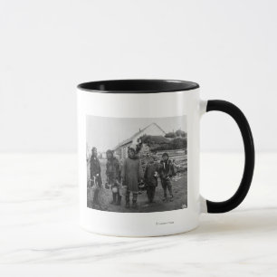 Mug Récolteuses esquimaudes de baie dans Nome,