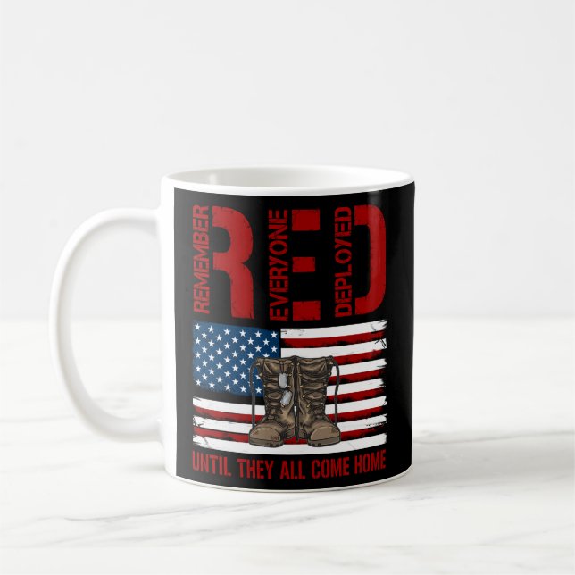 Mug Red Friday Militaire vétéran se souvenir de tout l (Gauche)