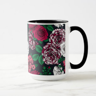 Mug Red, white and bi-color roses with green leaves