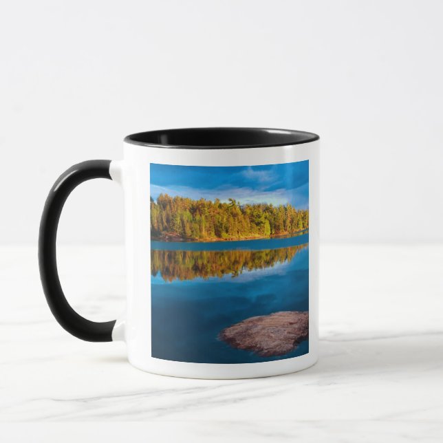 Mug Reflets de début de soirée dans les eaux limitroph (Gauche)