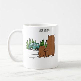 Mug Regarde Un Menu Ours Drôle De Camping