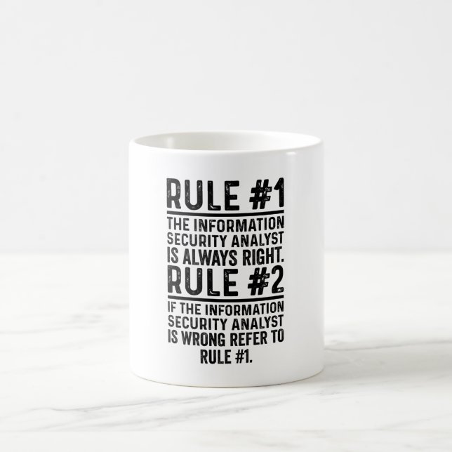 Mug Règle 1 L'Analyste De La Sécurité De L'Information (Centre)