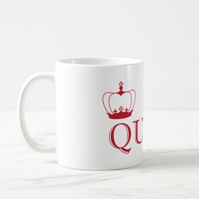 Mug Reine Couronne rouge - couleur arrière - plan pers (Gauche)