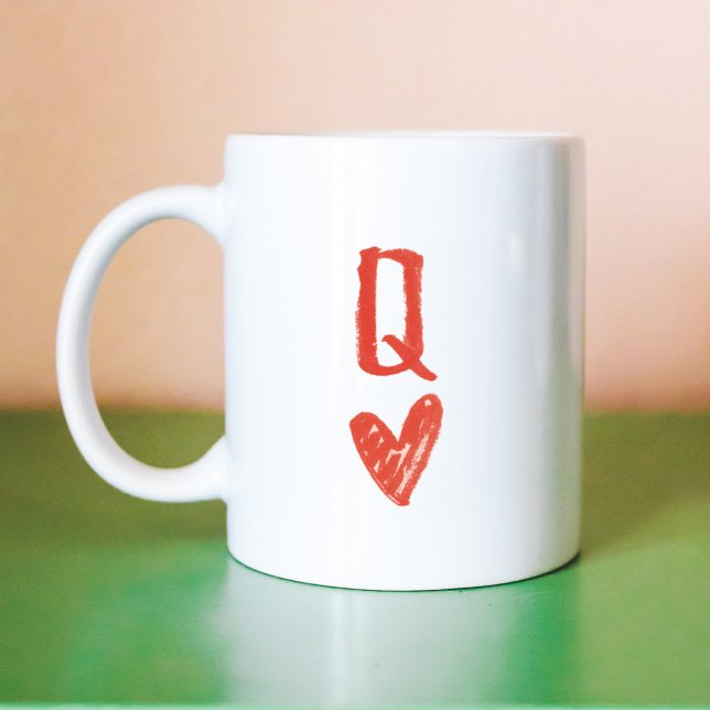 Mug Reine des Coeurs tirée à la main (Queen of Hearts Hand-Drawn Coffee Mug)