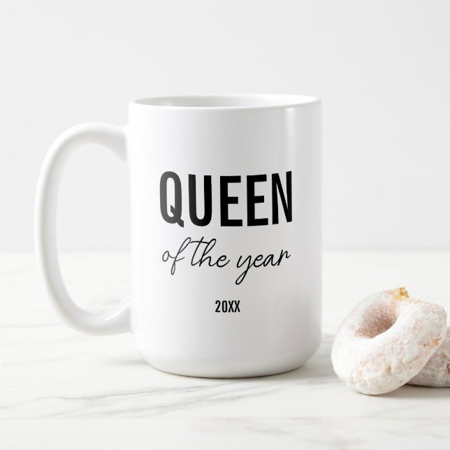 Mug Reine Personnalisée Simple Typographie Noir Modern (Avec donut)