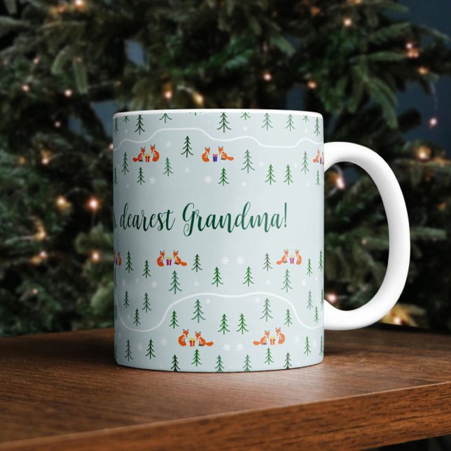 Mug Renard de Noël scandinave dans la forêt enneigée (Scandinavian Custom Christmas mug with your text and cute woodland foxes and fir trees)