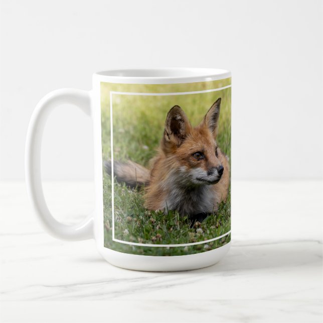 Mug Renard Rouge Sur Un Lit De Clover (Gauche)