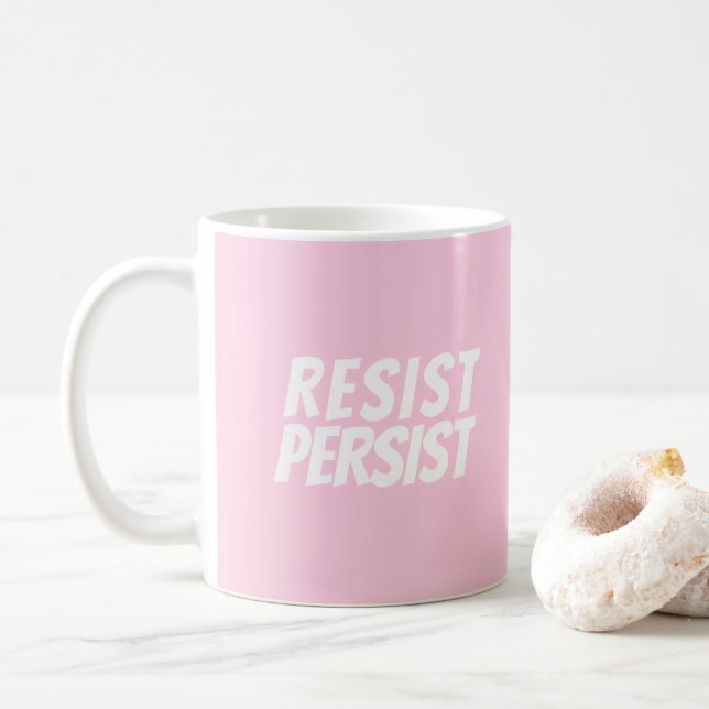 Mug "Resist Persist" rose pâle blanc (Avec donut)