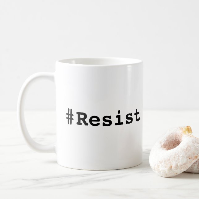 Mug #Résistez, Gras Texte noir sur Musique blanche (Avec donut)