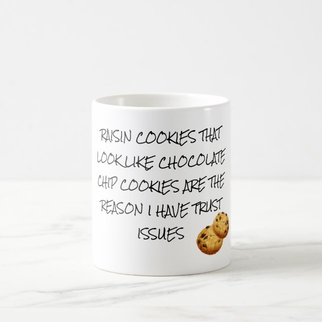 Mug Ressembler de biscuits de raisin sec aux questions (Centre)